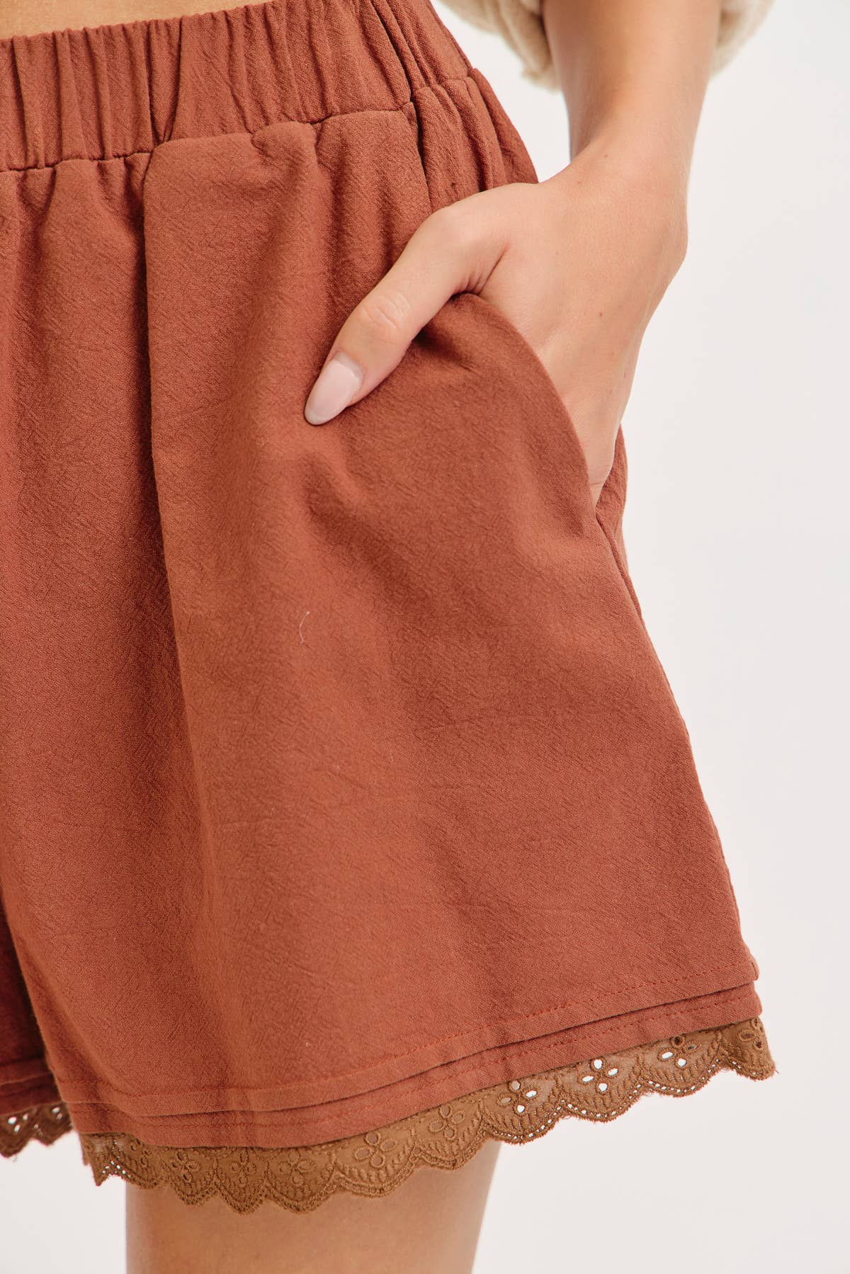 Effortless Feminine Lace Trim Cotton Shorts: Daisy / L
