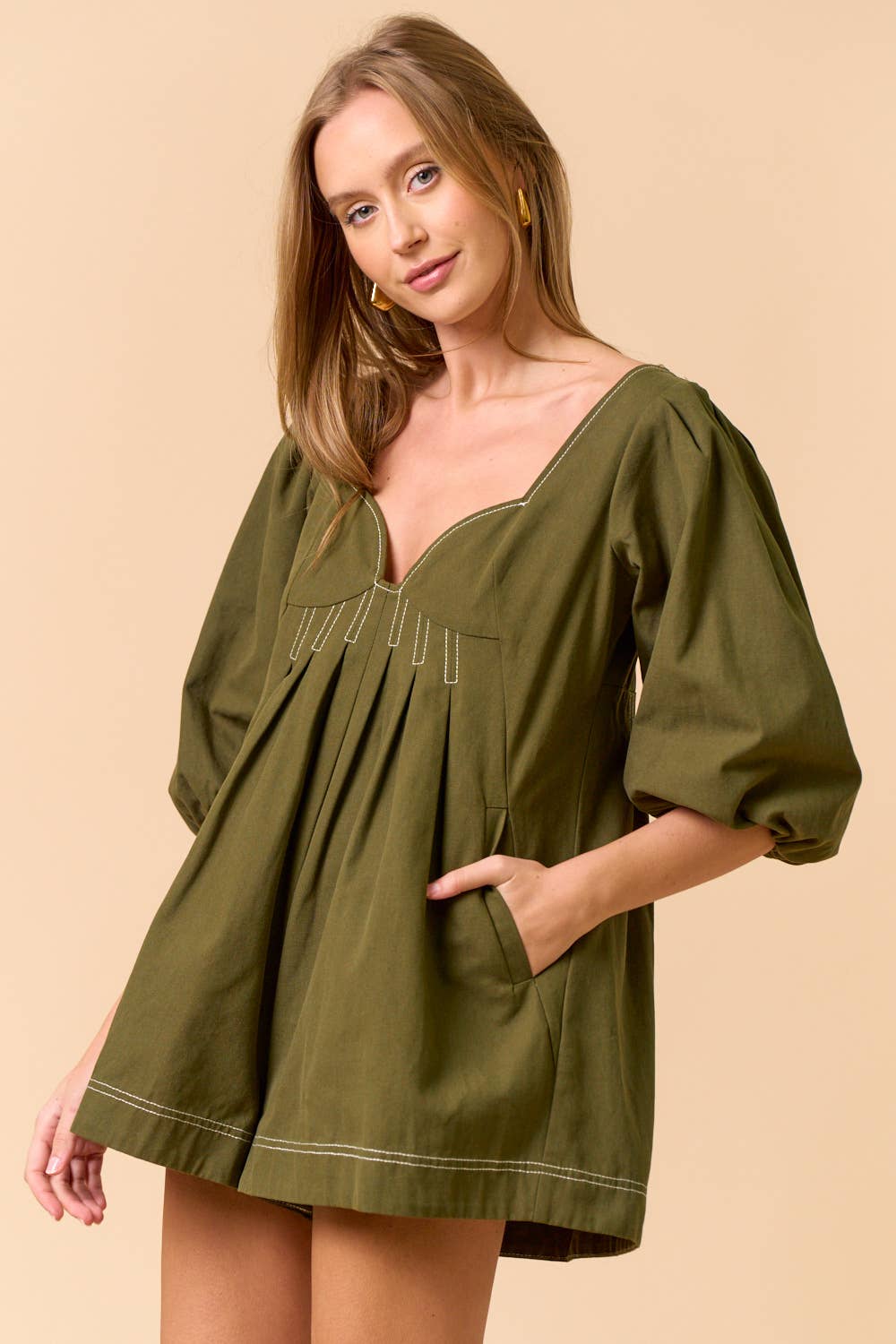 ILR5625 PUFF SLEEVE ROMPER: OLIVE / M