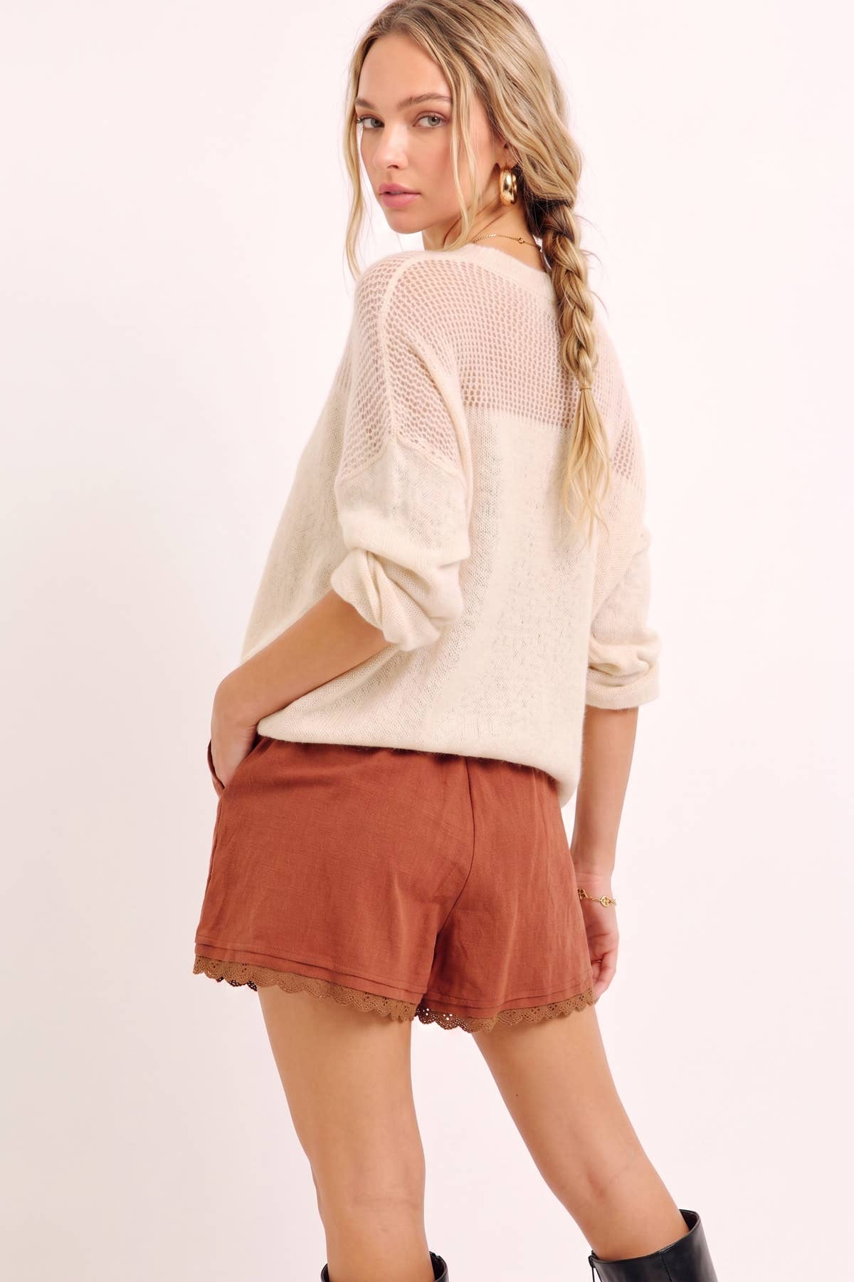 Effortless Feminine Lace Trim Cotton Shorts: Daisy / M
