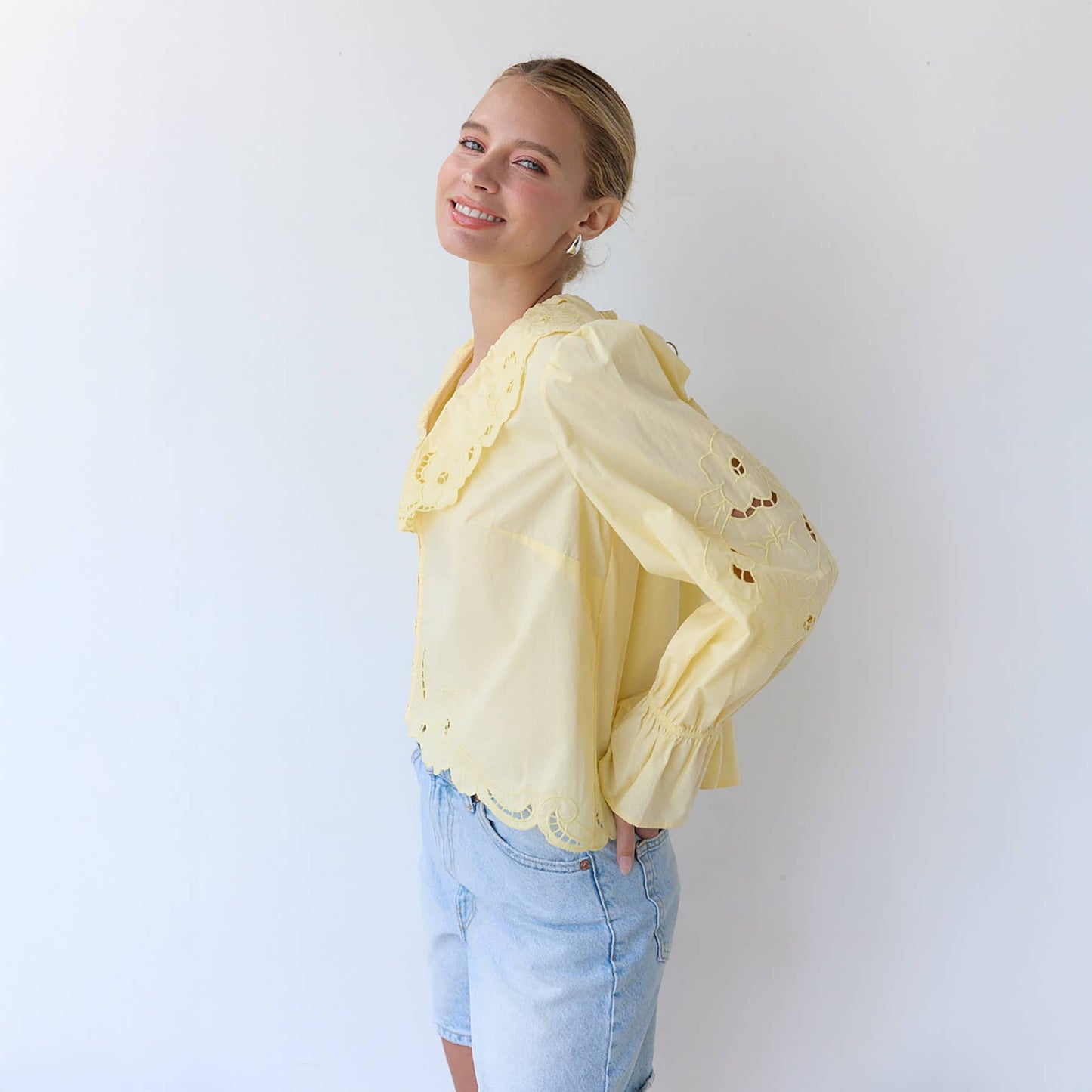 Embroidery Ruffle Blouse - RT1039: White / S-M-L (3-2-1)