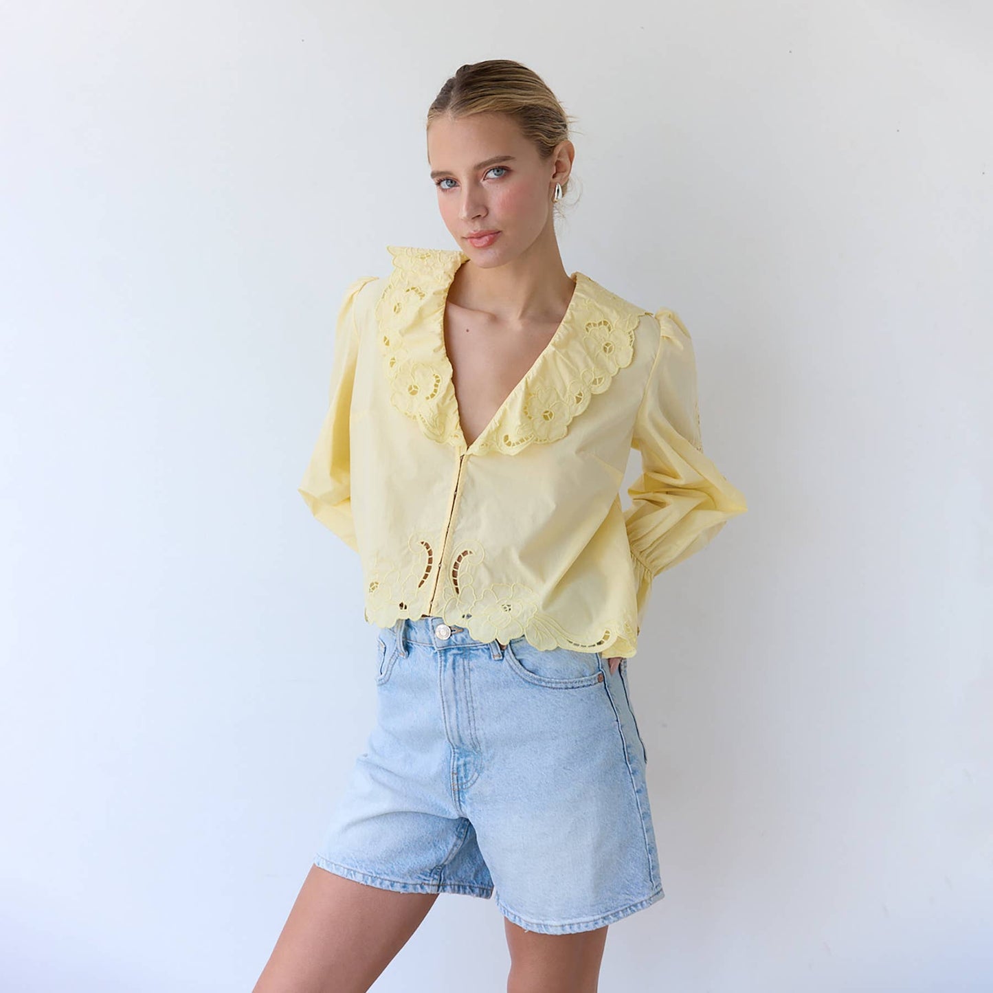 Embroidery Ruffle Blouse - RT1039: White / S-M-L (3-2-1)