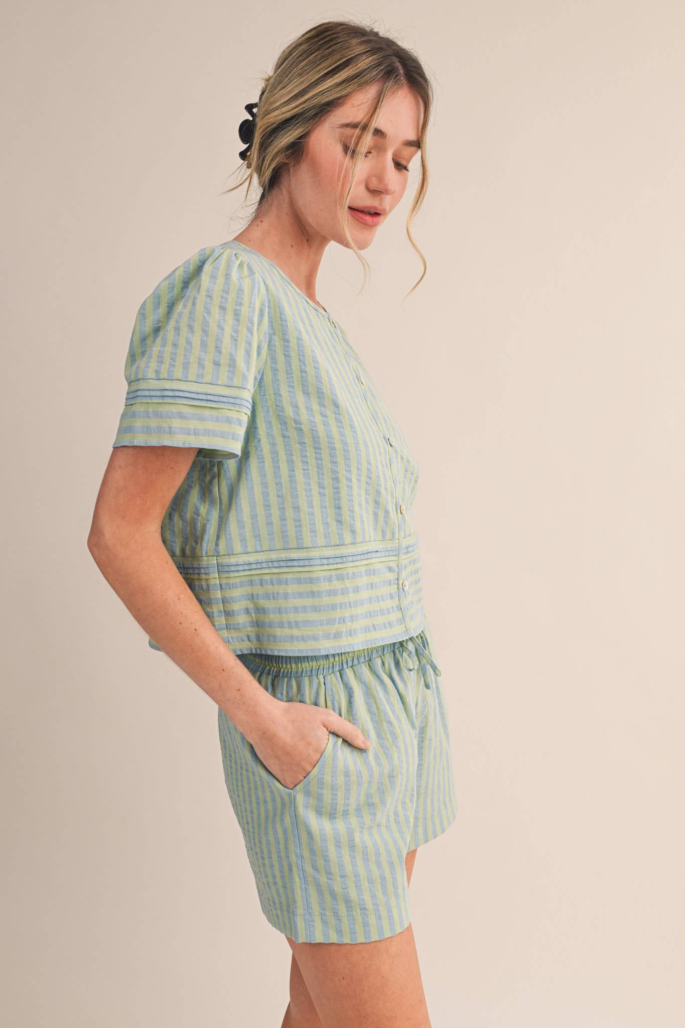 STRIPED BUTTON UP TOP AND SHORTS SET MPST4488: PINK RASPBERRY STRIP / S