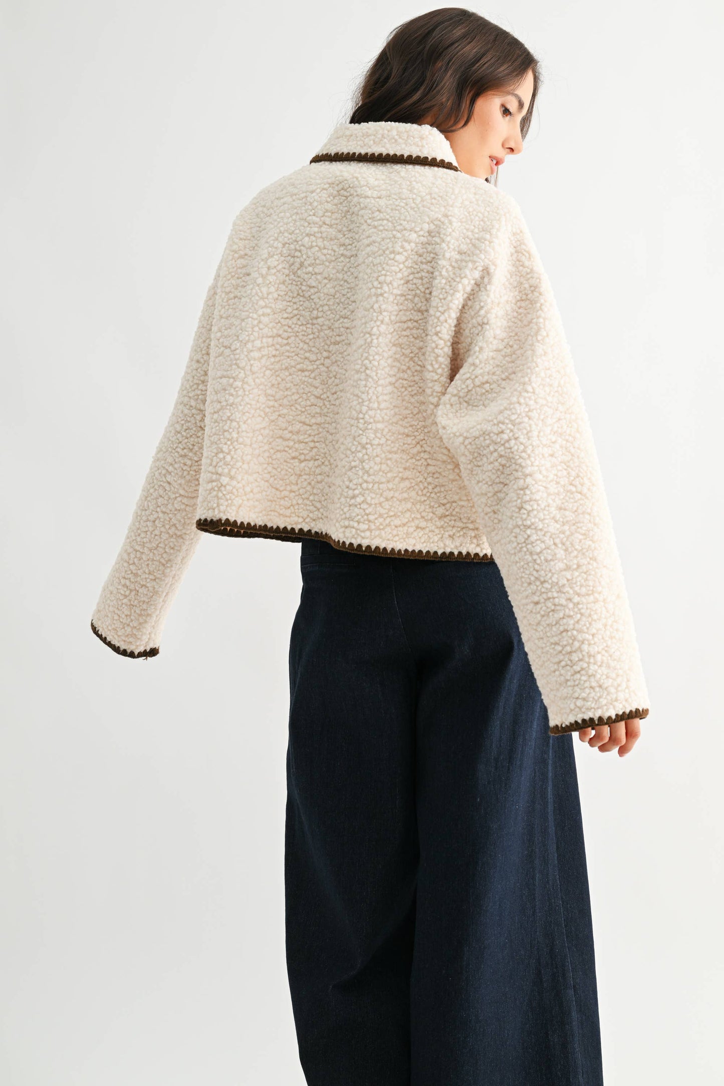 CONTRAST TRIM SHERPA JACKET - CJ25550: CREAM/BROWN / S-M-L (3-2-1)