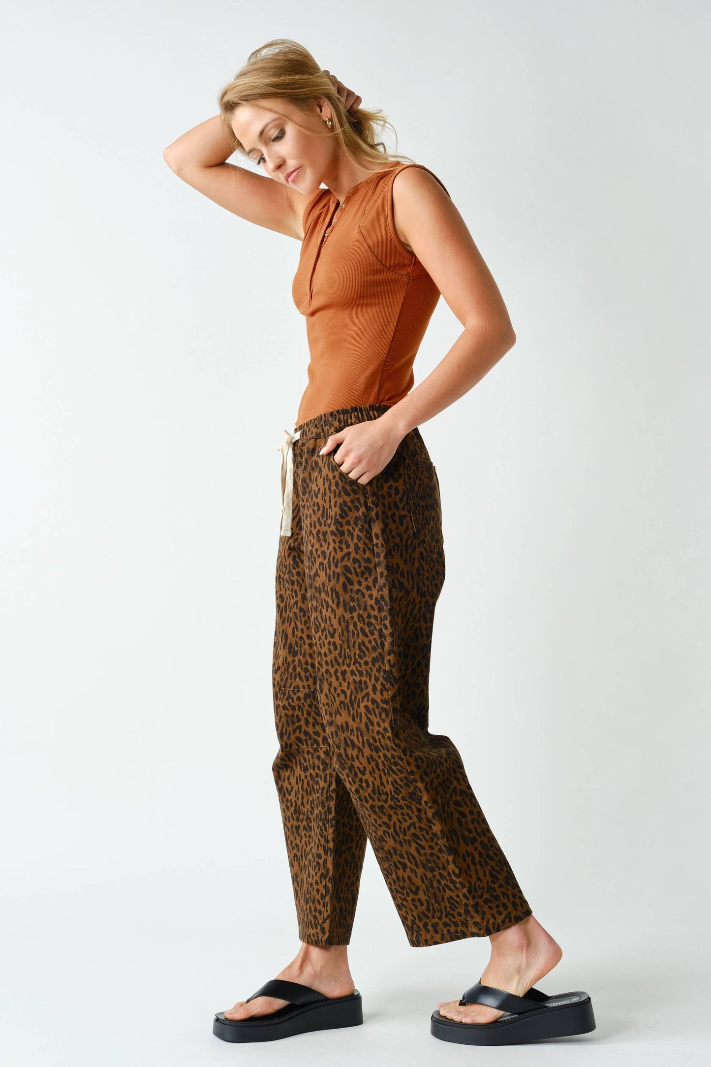 Essential Micro-Ribbed Henley Tank Top: SMITTEN CHERRY / S:M:L (2:2:2)