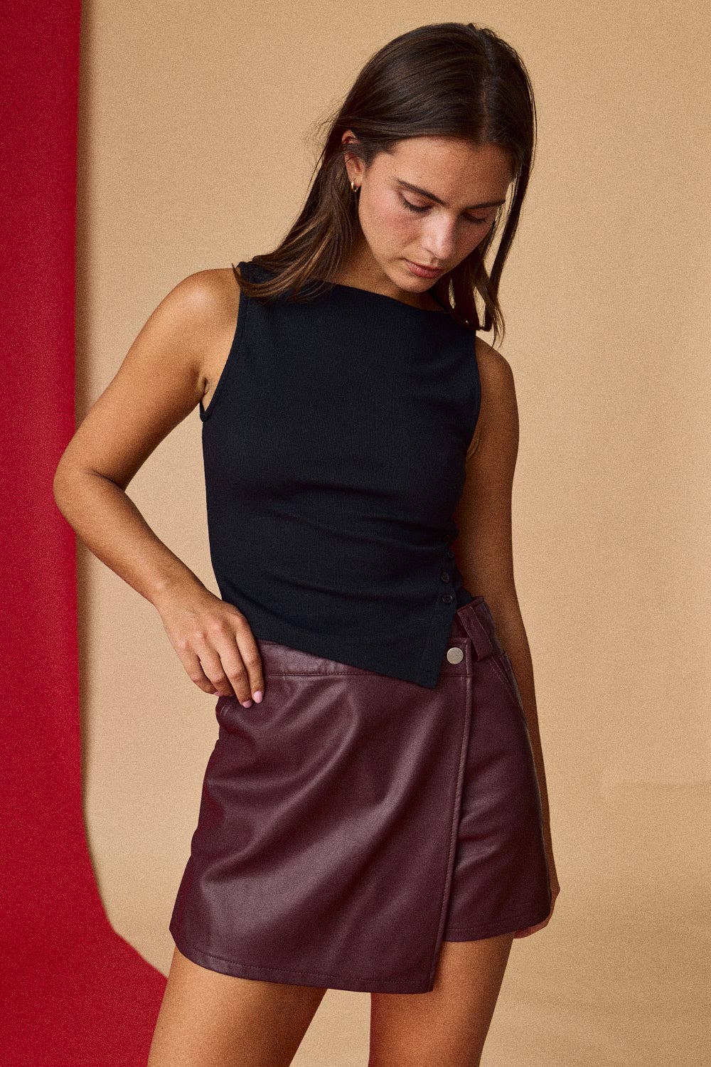 PT18711 - Asymmetrical Hem Tank: BURGUNDY / S