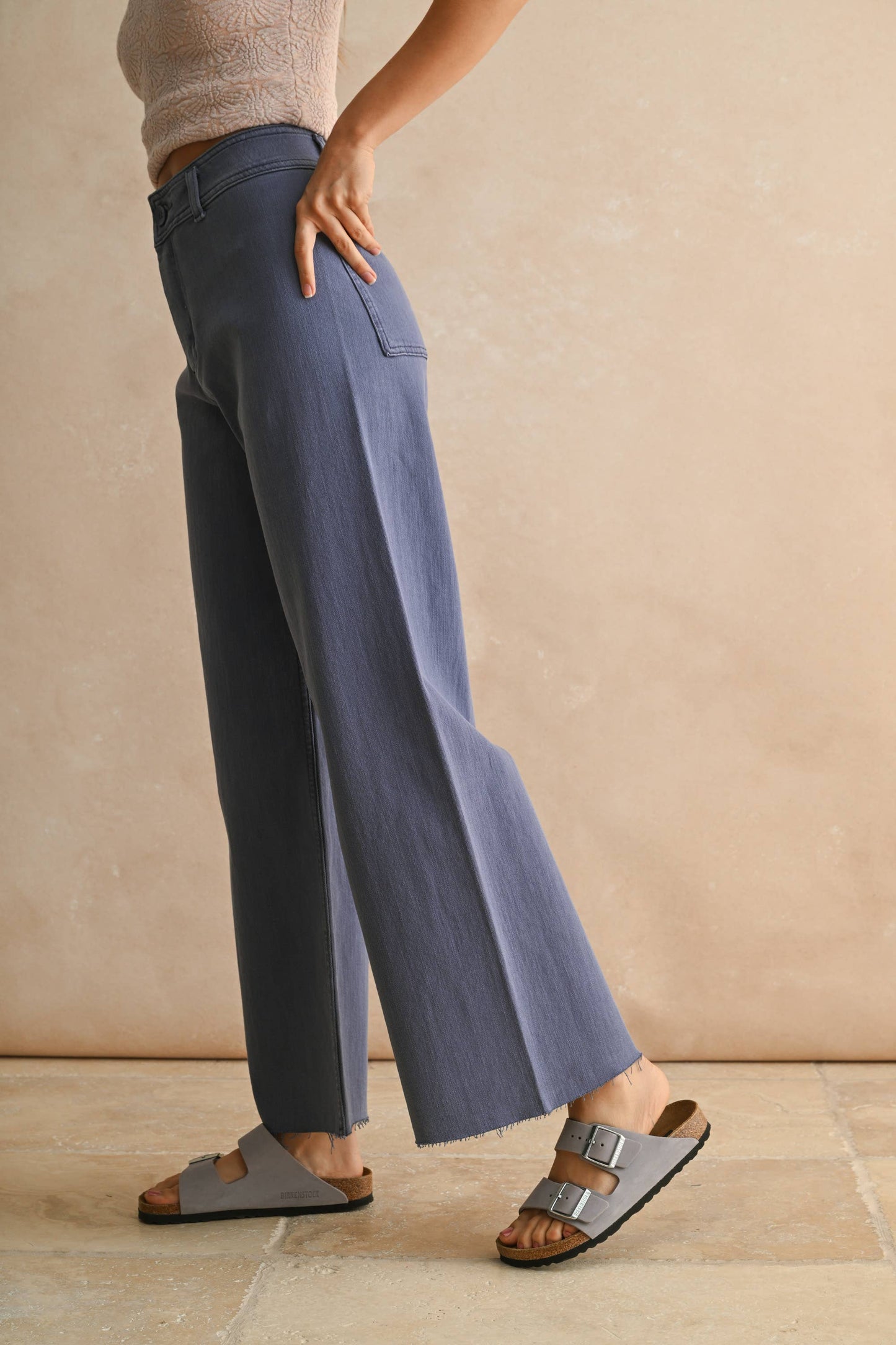 MMP623   STRAIGHT WIDE LEG DENIM PANTS: MAROON / S