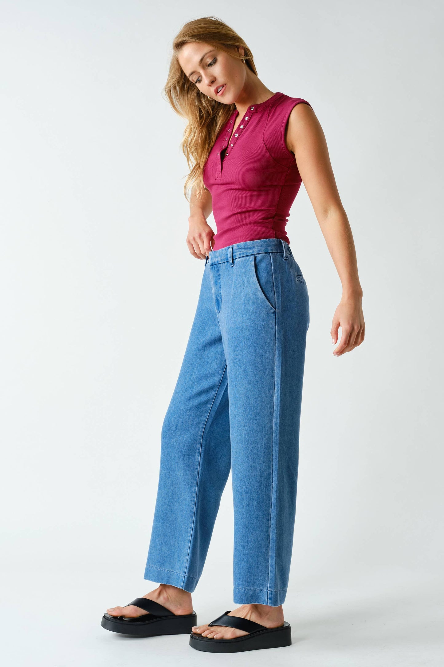 Essential Micro-Ribbed Henley Tank Top: SMITTEN CHERRY / S:M:L (2:2:2)