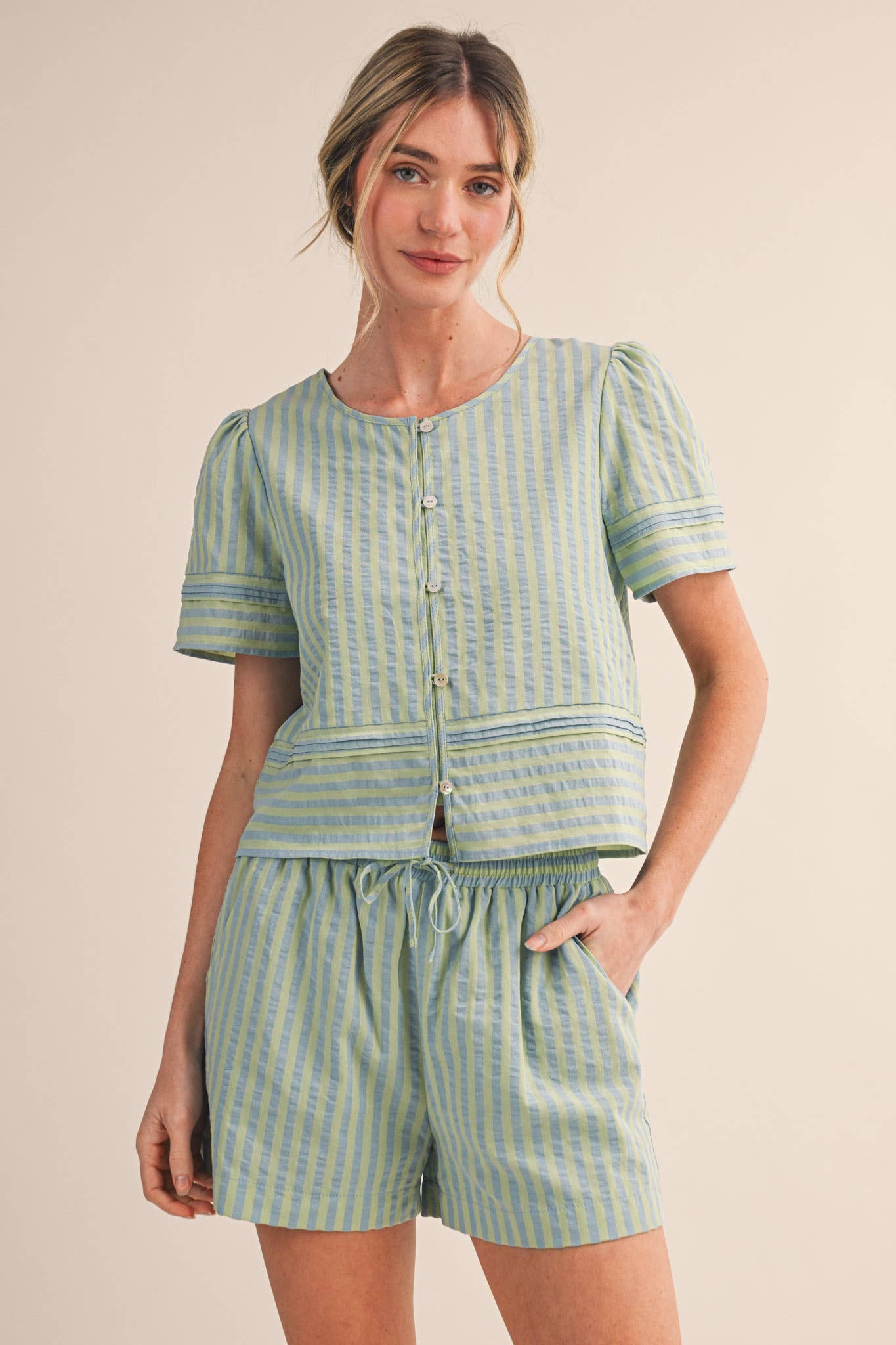 STRIPED BUTTON UP TOP AND SHORTS SET MPST4488: PINK RASPBERRY STRIP / L