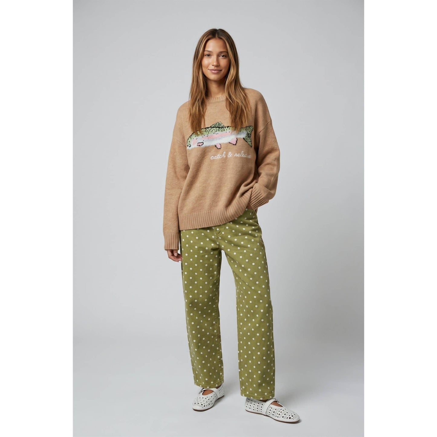 TF26-0628 - Fish sweater with "catch & release" embroidery: OFF WHITE / S-M-L(3-2-1)